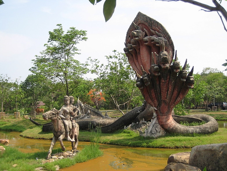 1 день в Самут Пракане: Сердце Будды, Муанг Боран, Трехголовый Слон