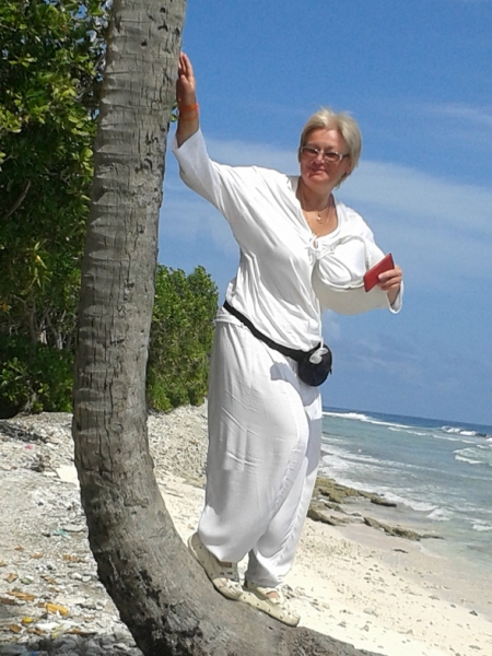 Мальдивы: возможно все. "Equator Vilage", о.Ган и прочие острова атолла Addu (Seenu)