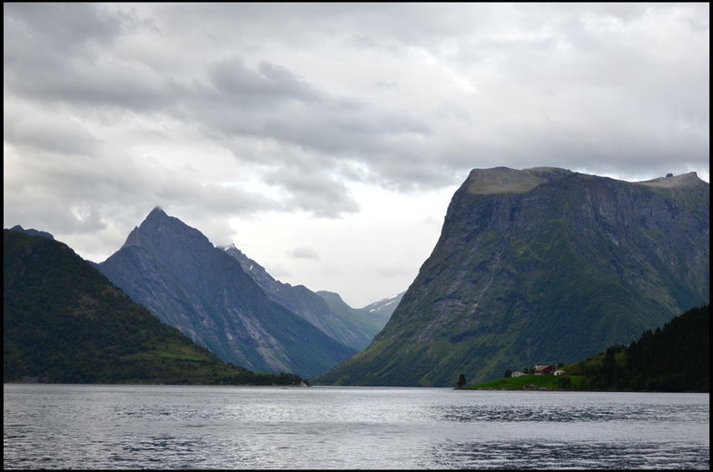 Норвежская Швейцария (Sunnmøre Alps) - много фото