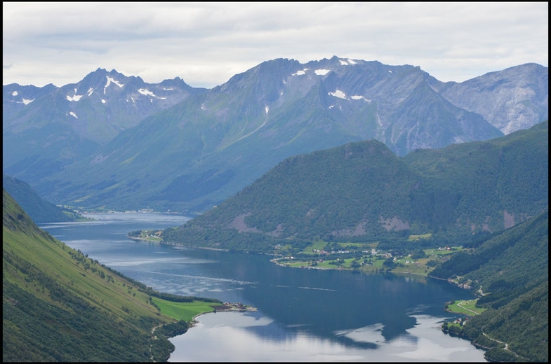 Норвежская Швейцария (Sunnmøre Alps) - много фото