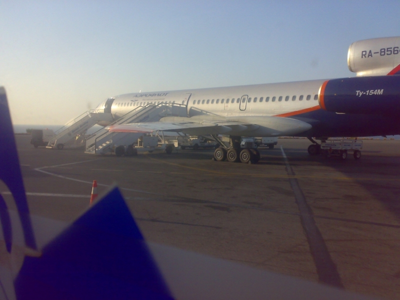 Небо, самолёт, стюардесса. Фото из путешествий - 2