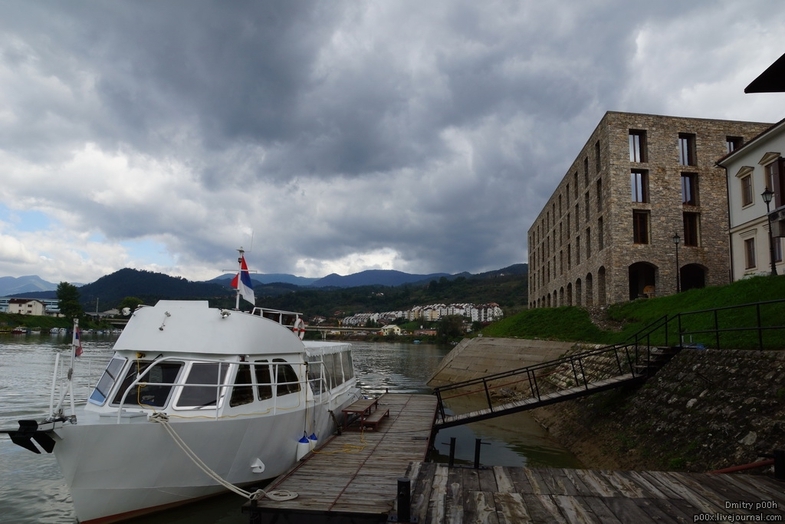 Красивый горный край. Босния и Герцеговина. Андричград в Вышеграде