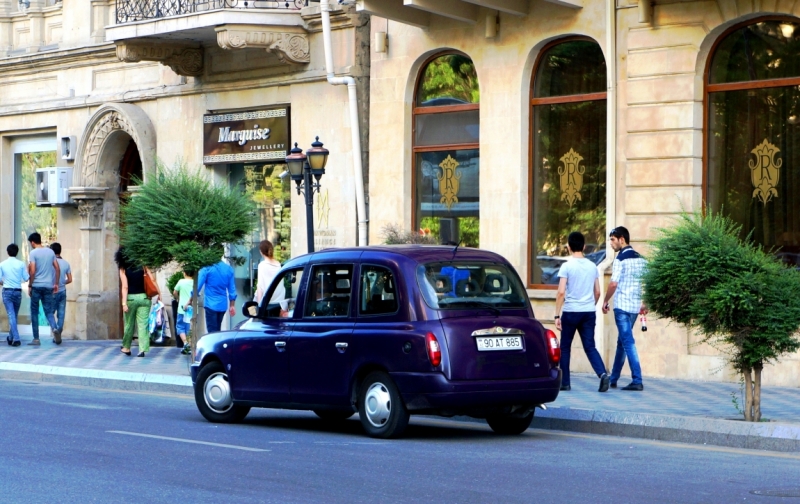 Баку-Тбилиси-Ереван и чуть-чуть моря в Батуми. Две недели, июнь 2014.