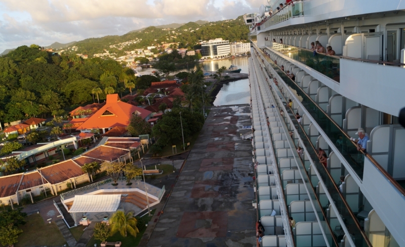 Перворазники на Карибах: круиз на P&O Ventura