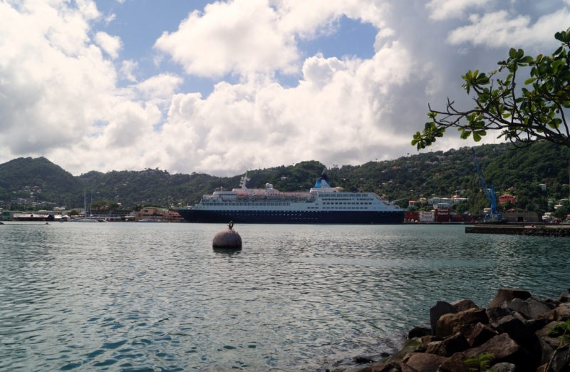 Перворазники на Карибах: круиз на P&O Ventura