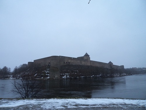 Пешочком в Нарву