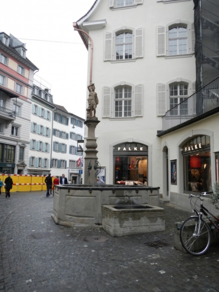 Неинформативный Цюрих.