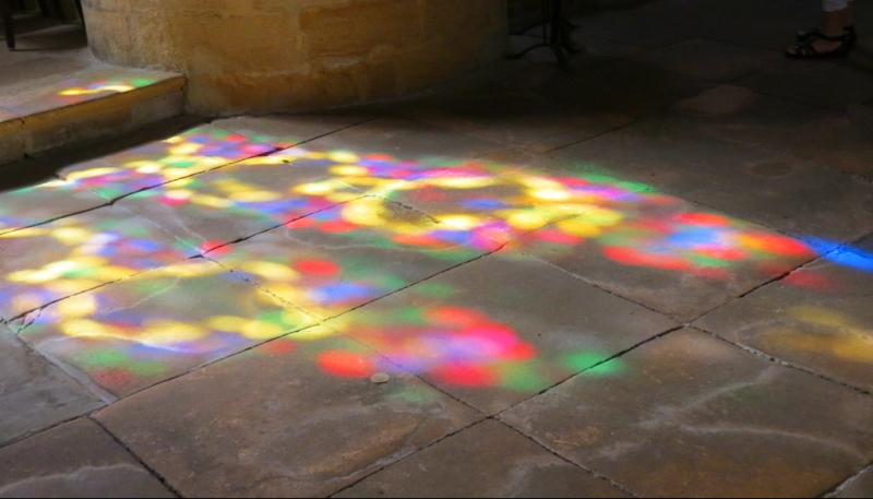 Окна, ставни, витражи, двери и ворота (фото)