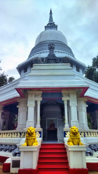 Культурный треугольник на мотобайках + пляжи Хиккадува - Матара (много фото) Культурный треугольник на мотобайках + пляжи Хиккадува - Матара (много фото)