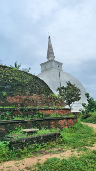 Культурный треугольник на мотобайках + пляжи Хиккадува - Матара (много фото)