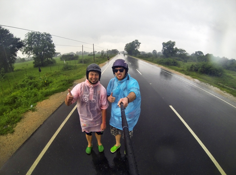 Культурный треугольник на мотобайках + пляжи Хиккадува - Матара (много фото) Культурный треугольник на мотобайках + пляжи Хиккадува - Матара (много фото)