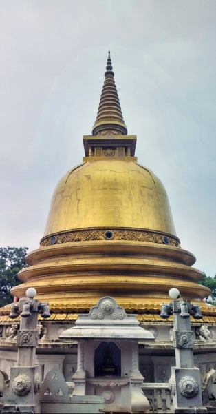 Культурный треугольник на мотобайках + пляжи Хиккадува - Матара (много фото)