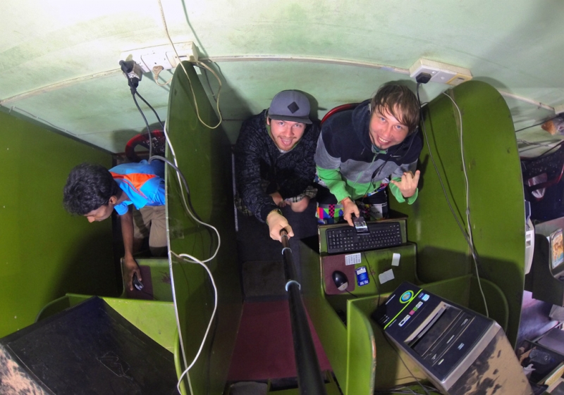 Культурный треугольник на мотобайках + пляжи Хиккадува - Матара (много фото)