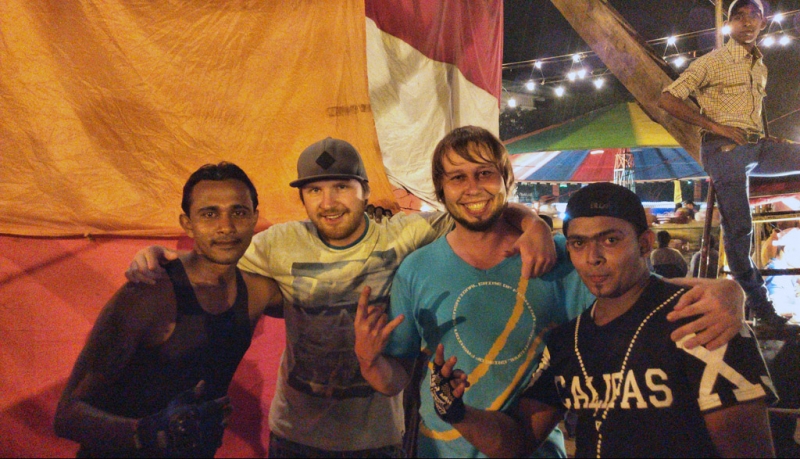 Культурный треугольник на мотобайках + пляжи Хиккадува - Матара (много фото) Культурный треугольник на мотобайках + пляжи Хиккадува - Матара (много фото)