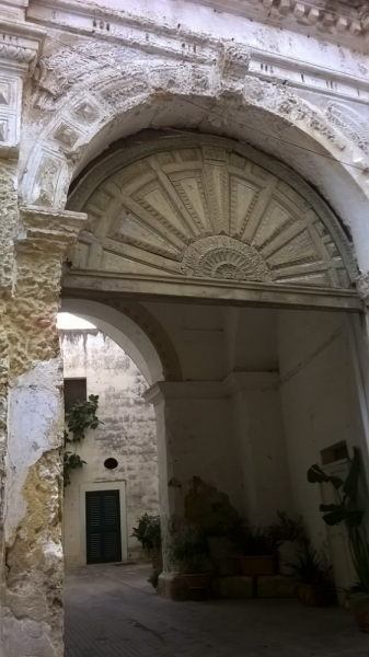 Итальянские эксперименты и неожиданности (Апулия (Puglia)в т.ч.Саленто, Матера, сент 2014)