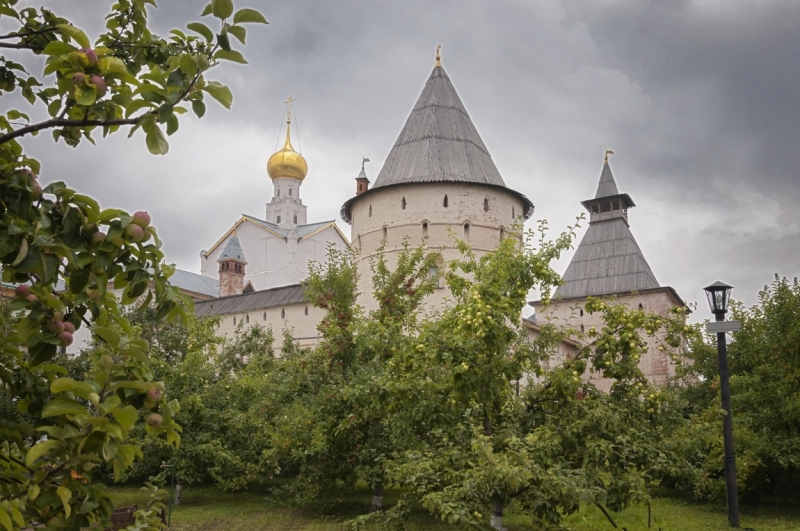 Русский Север. По древним заповедным местам народной культуры.