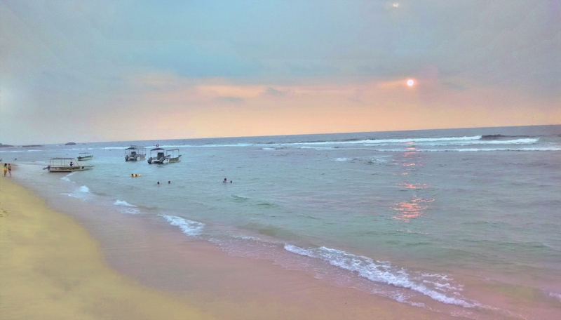 Культурный треугольник на мотобайках + пляжи Хиккадува - Матара (много фото)