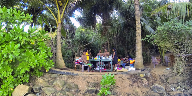 Культурный треугольник на мотобайках + пляжи Хиккадува - Матара (много фото)