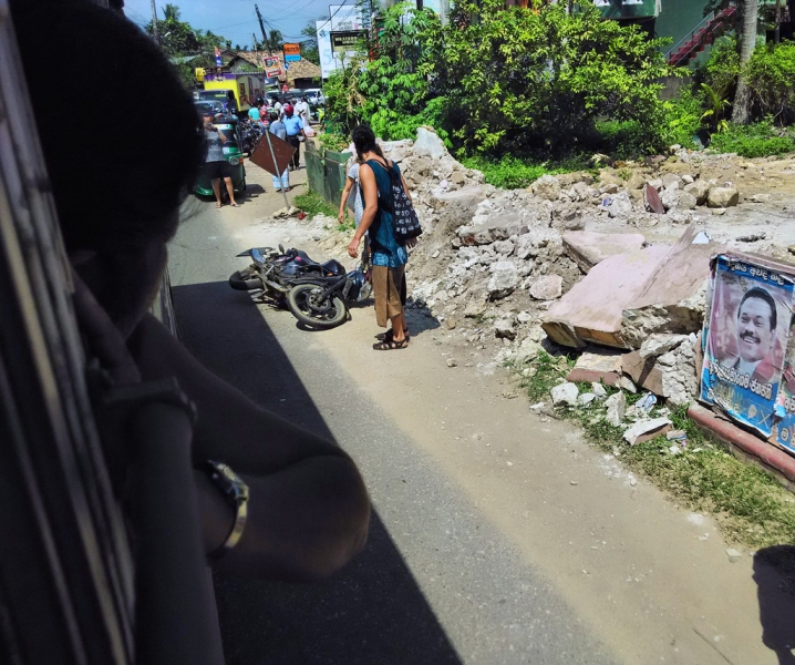 Культурный треугольник на мотобайках + пляжи Хиккадува - Матара (много фото)