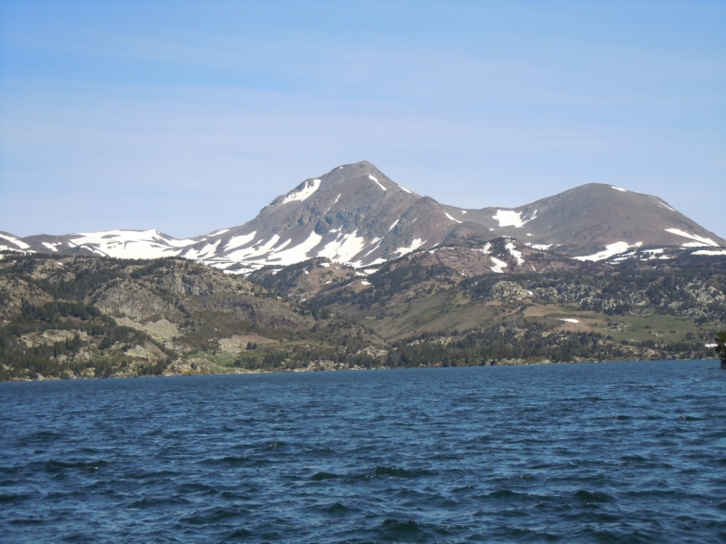 Помогите найти страну по фото