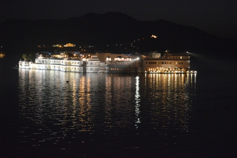 Индия 30.12.2014-11.01.2015 Агра Удайпур Кхаджурахо Варанаси Бодхгая Дели