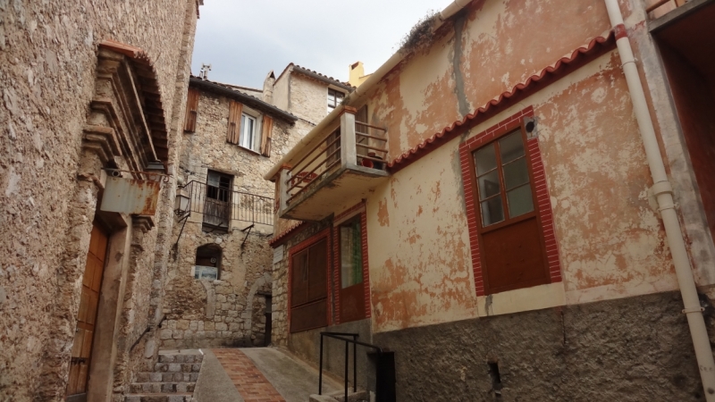 Лазурный берег в июле на неделю. Вопросики