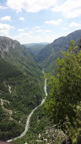 Лазурный берег в июле на неделю. Вопросики