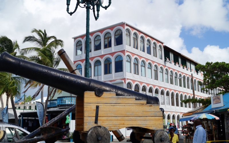 Перворазники на Карибах: круиз на P&O Ventura