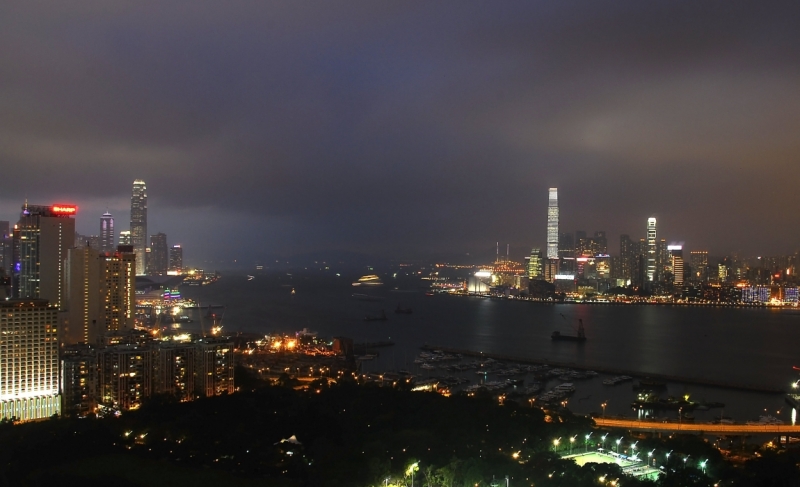 Похвалите отель в Гонконге с harbour view
