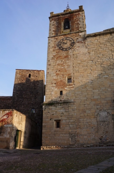 Неслучайная библиотека [Caceres, Badajoz, Jerez de los Caballeros, Zafra и другие]