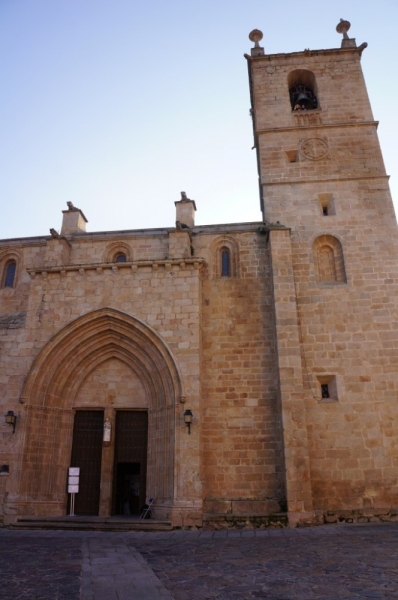 Неслучайная библиотека [Caceres, Badajoz, Jerez de los Caballeros, Zafra и другие]