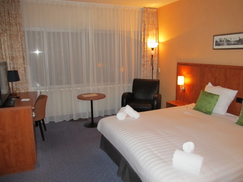 Новогодний Бенилюкс на машине