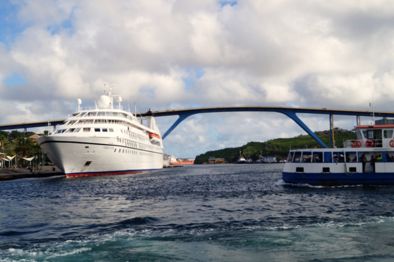 Перворазники на Карибах: круиз на P&O Ventura