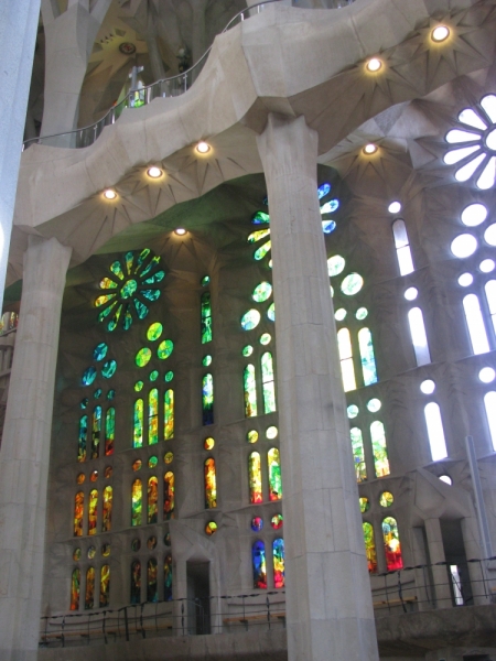 Барселона собор внутри