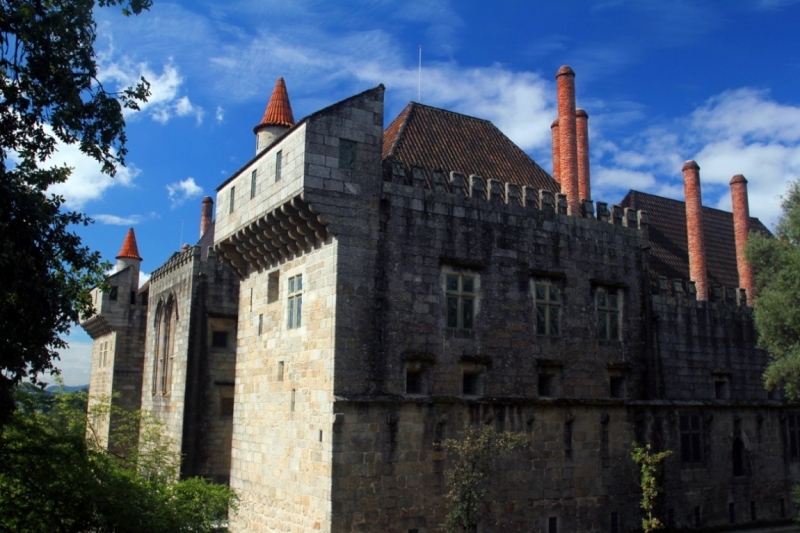 8 городов Португалии + пещеры и Дом Камень