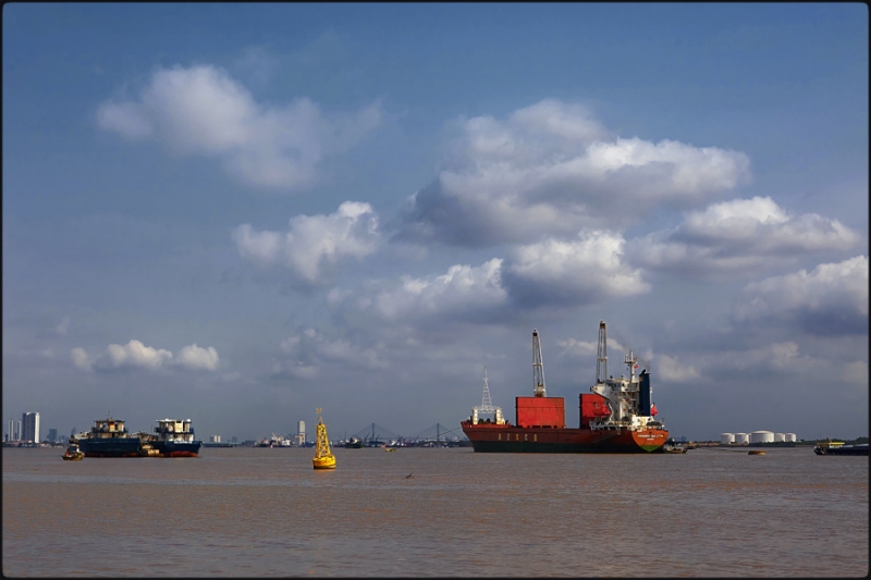 Хошимин - Лонг Хай, апрель 2015. на мопеде с детьми