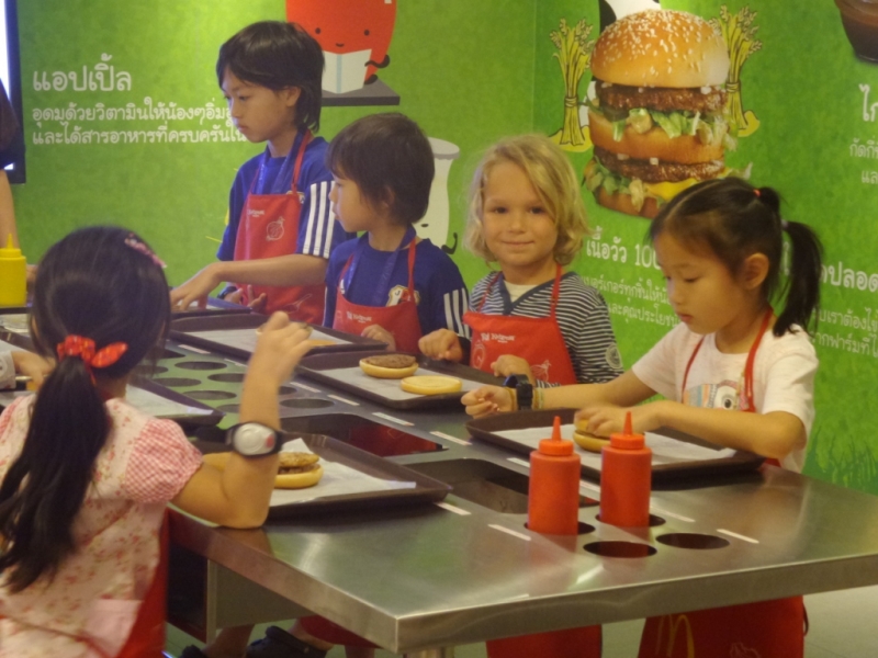 Цыганская семья. Или наша жизнь одновременно на два дома – в Хуа-Хине и на Самуи