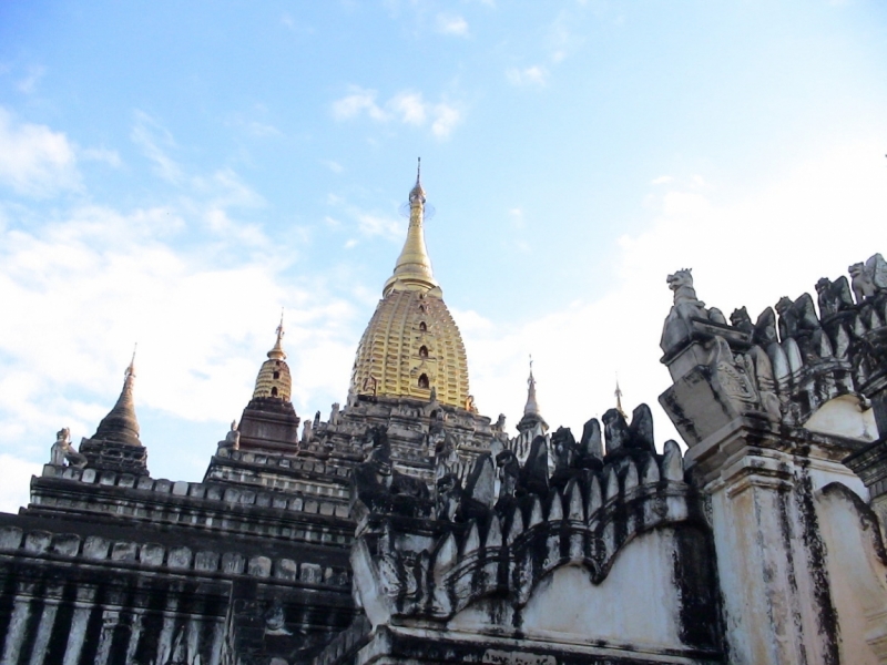 Храмы, церкви, соборы и разные святые места (фото)