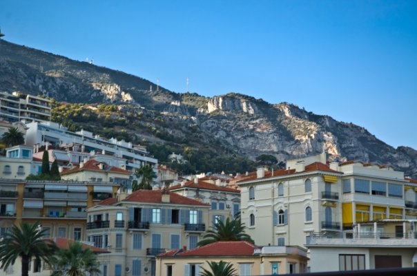 2 недели. Польша-Чехия-Франция-Италия-Австрия. Много фоток