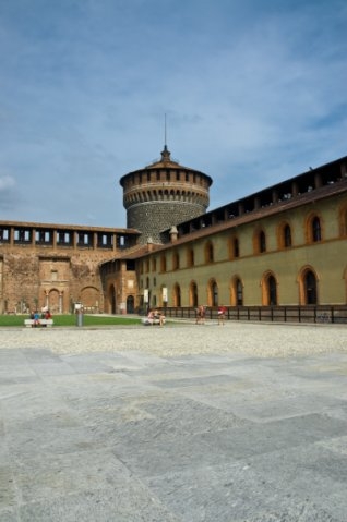 2 недели. Польша-Чехия-Франция-Италия-Австрия. Много фоток