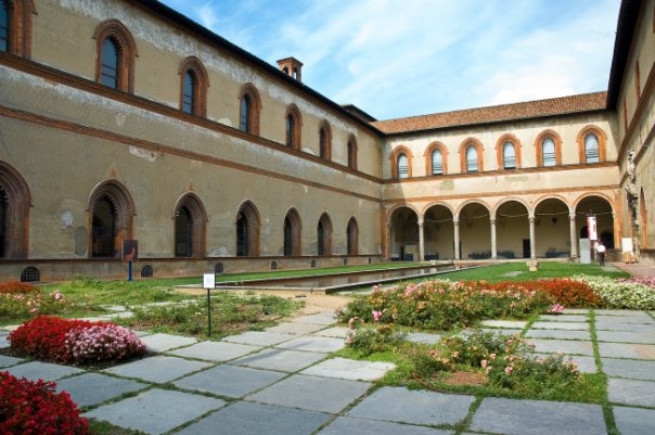 2 недели. Польша-Чехия-Франция-Италия-Австрия. Много фоток