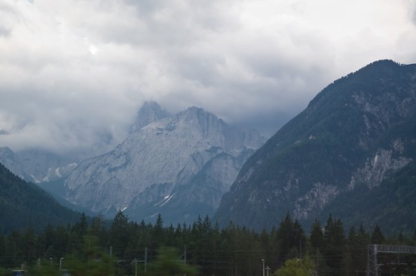 2 недели. Польша-Чехия-Франция-Италия-Австрия. Много фоток