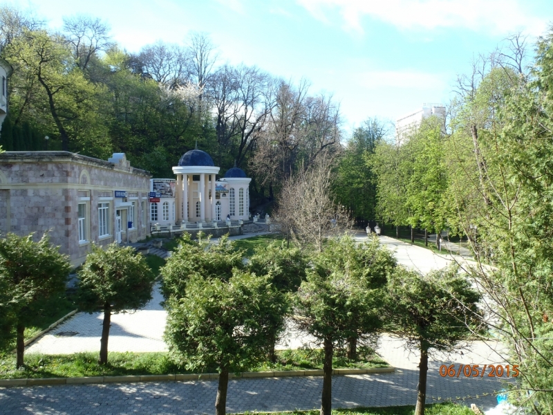 «А вот хоть бы с Лелькой в Кисловодск закатился!» (c)