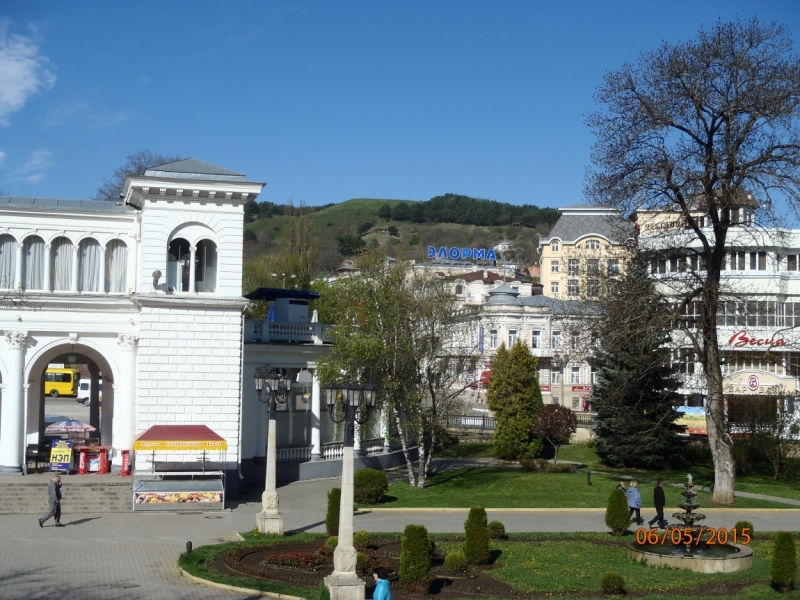 «А вот хоть бы с Лелькой в Кисловодск закатился!» (c)