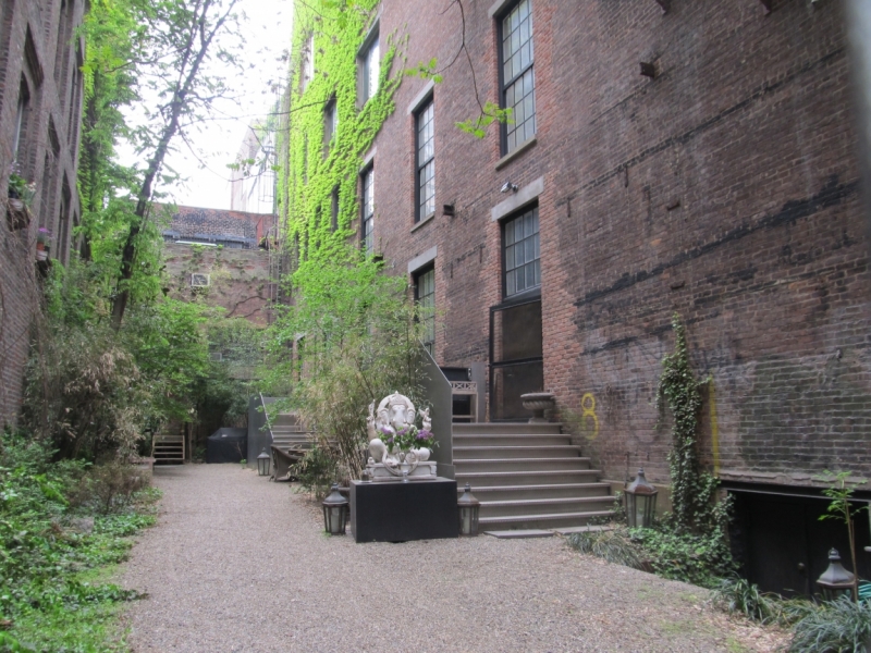 Раз, и все!  Или вертикальный взлет в Нью-Йорк. Май 2015.