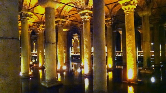 Экскурсионный Стамбул в апреле 2015.