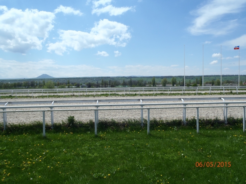 «А вот хоть бы с Лелькой в Кисловодск закатился!» (c)