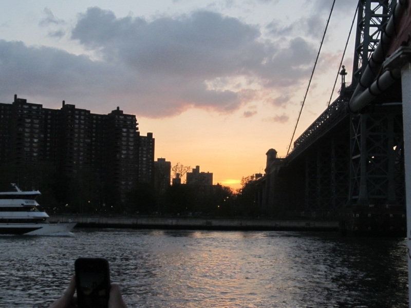 Прогулка на кораблике