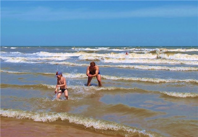 Первый раз отдыхали в России ))) Азовское море + Абрау-Дюрсо