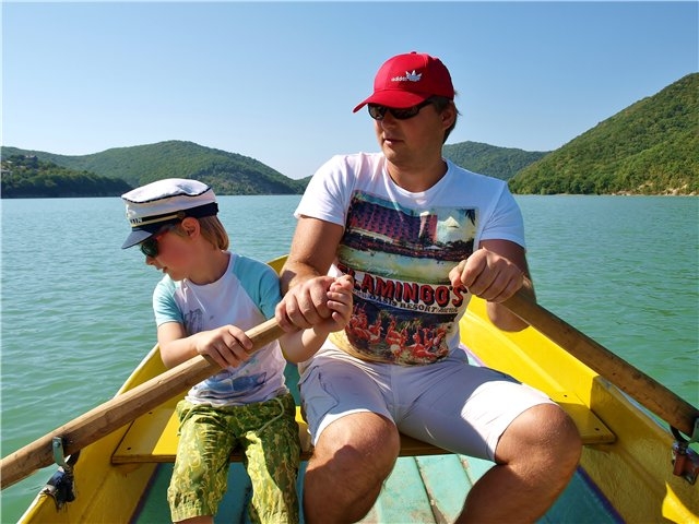 Первый раз отдыхали в России ))) Азовское море + Абрау-Дюрсо